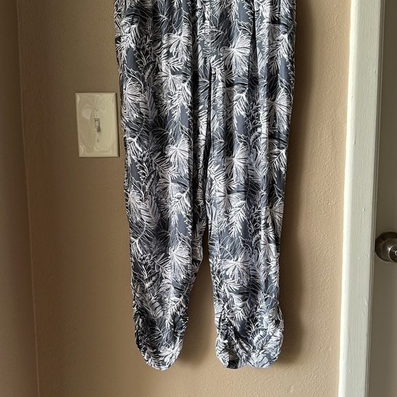 BEAU DAWSON Palm Print Smocked Waist Ankle Pants - Picture 3 of 10